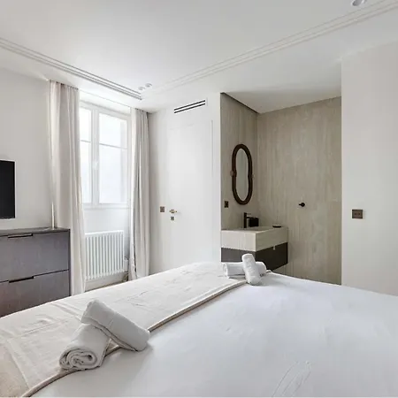 Luxury Sentier Montorgueil I